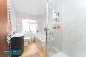 Bathroom- click for photo gallery